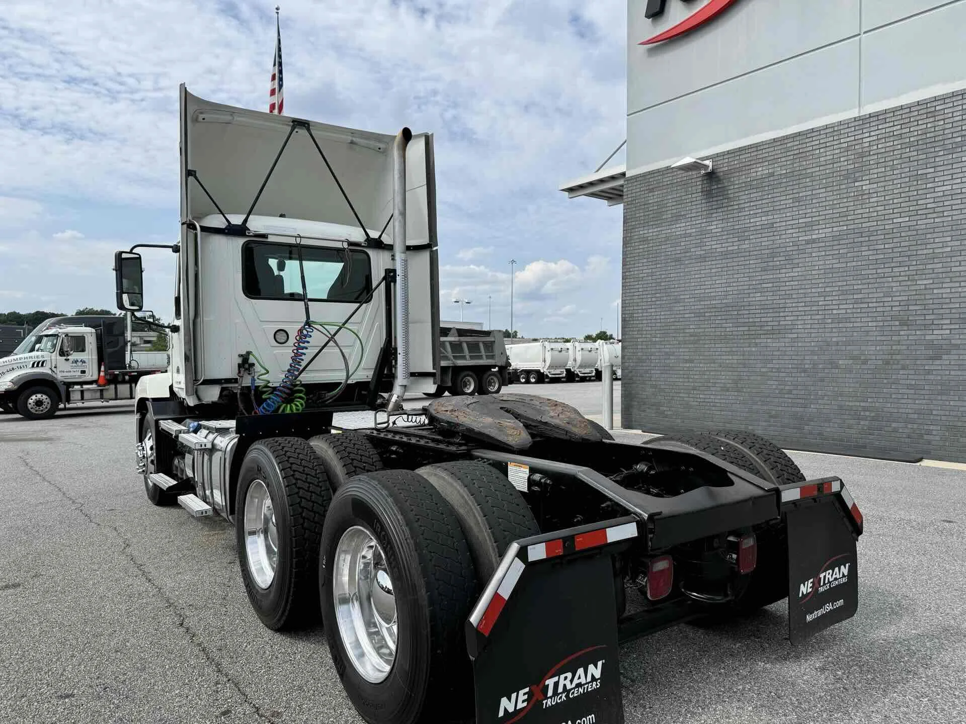 2022 Mack Anthem in Duluth, GA — photo 3