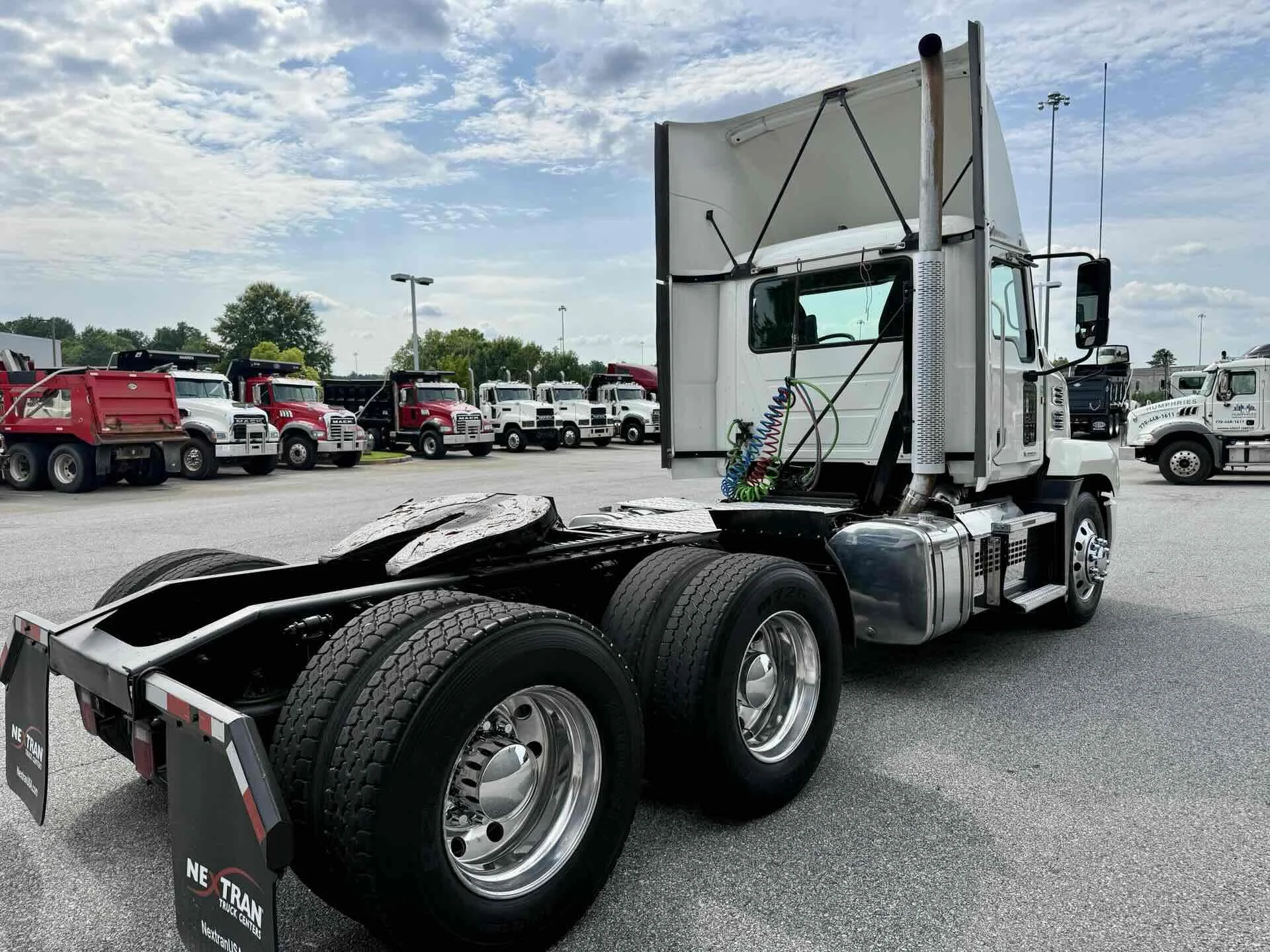 2022 Mack Anthem in Duluth, GA — photo 5