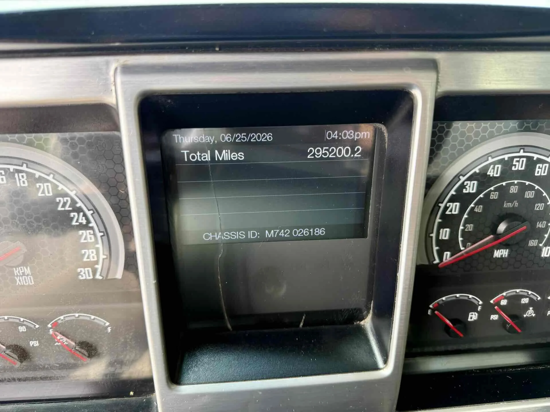 2022 Mack Anthem in Duluth, GA — photo 12