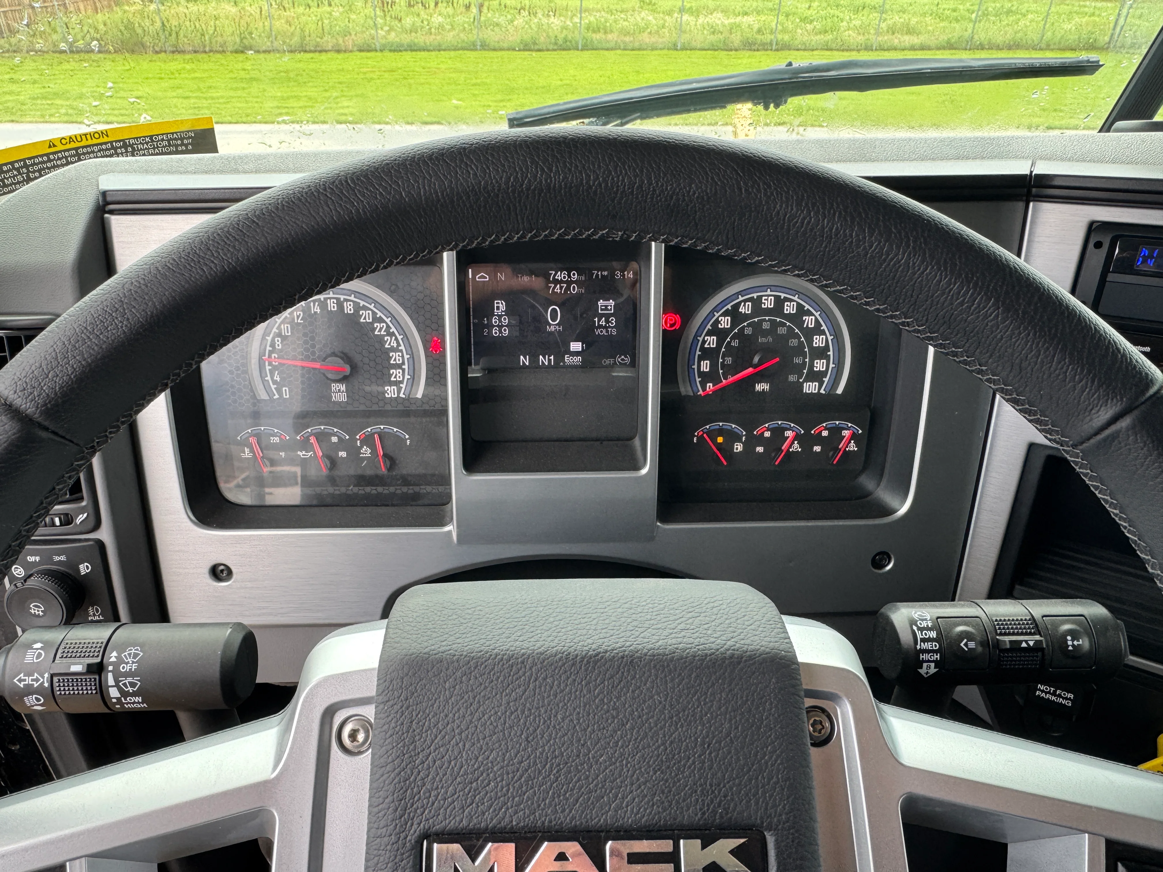 2025 Mack Granite in Wichita, KS — photo 14