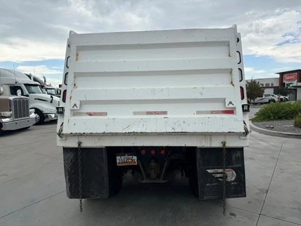 2023 Peterbilt 389 in Springville, UT — photo 8