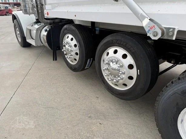 2023 Peterbilt 389 in Springville, UT — photo 11