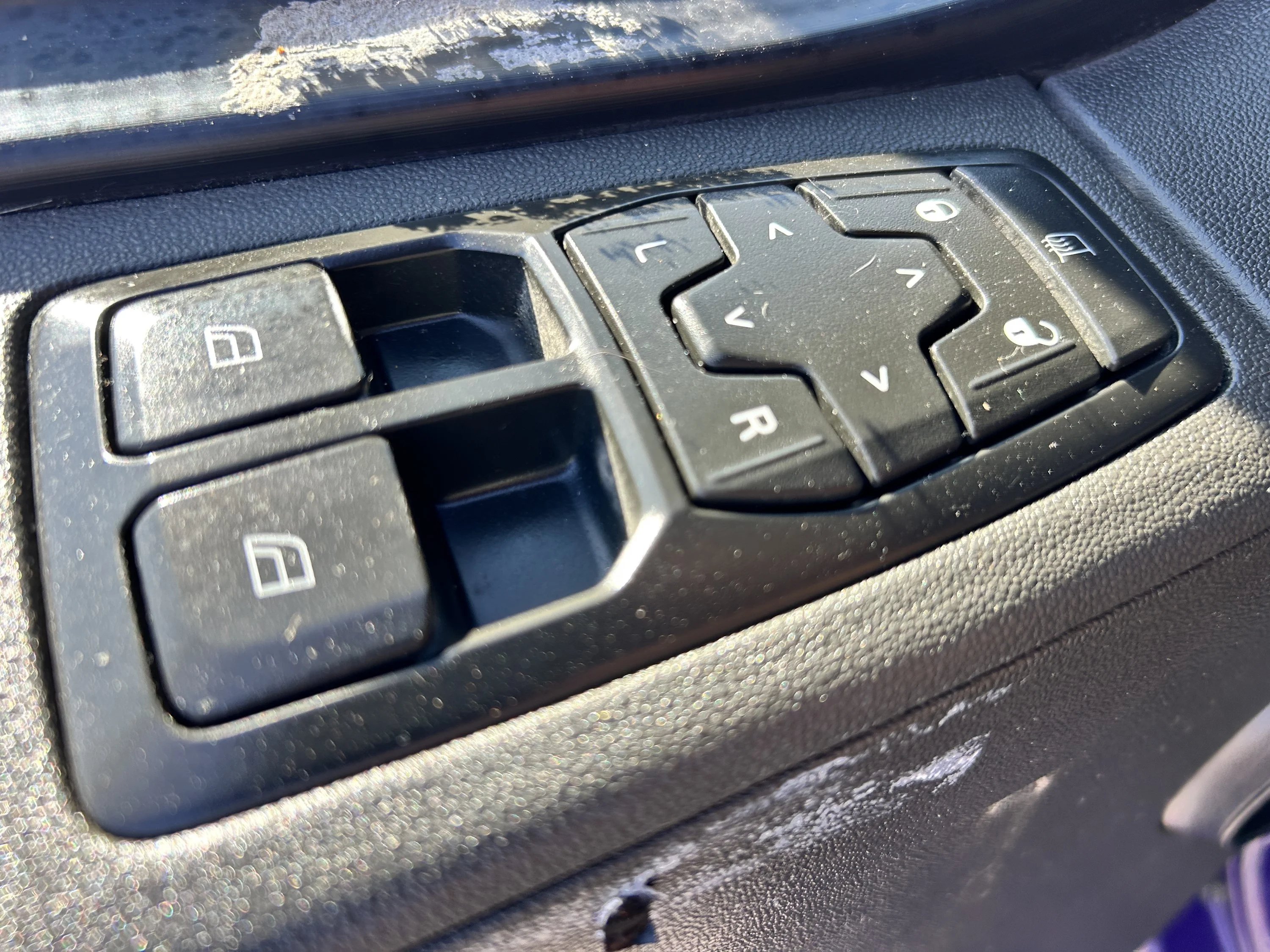 2019 Volvo VNL 860 - image 27