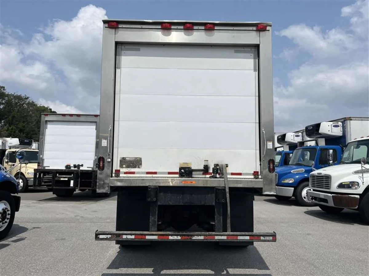 2020 Freightliner M2 106 in Beltsville, MD — photo 5