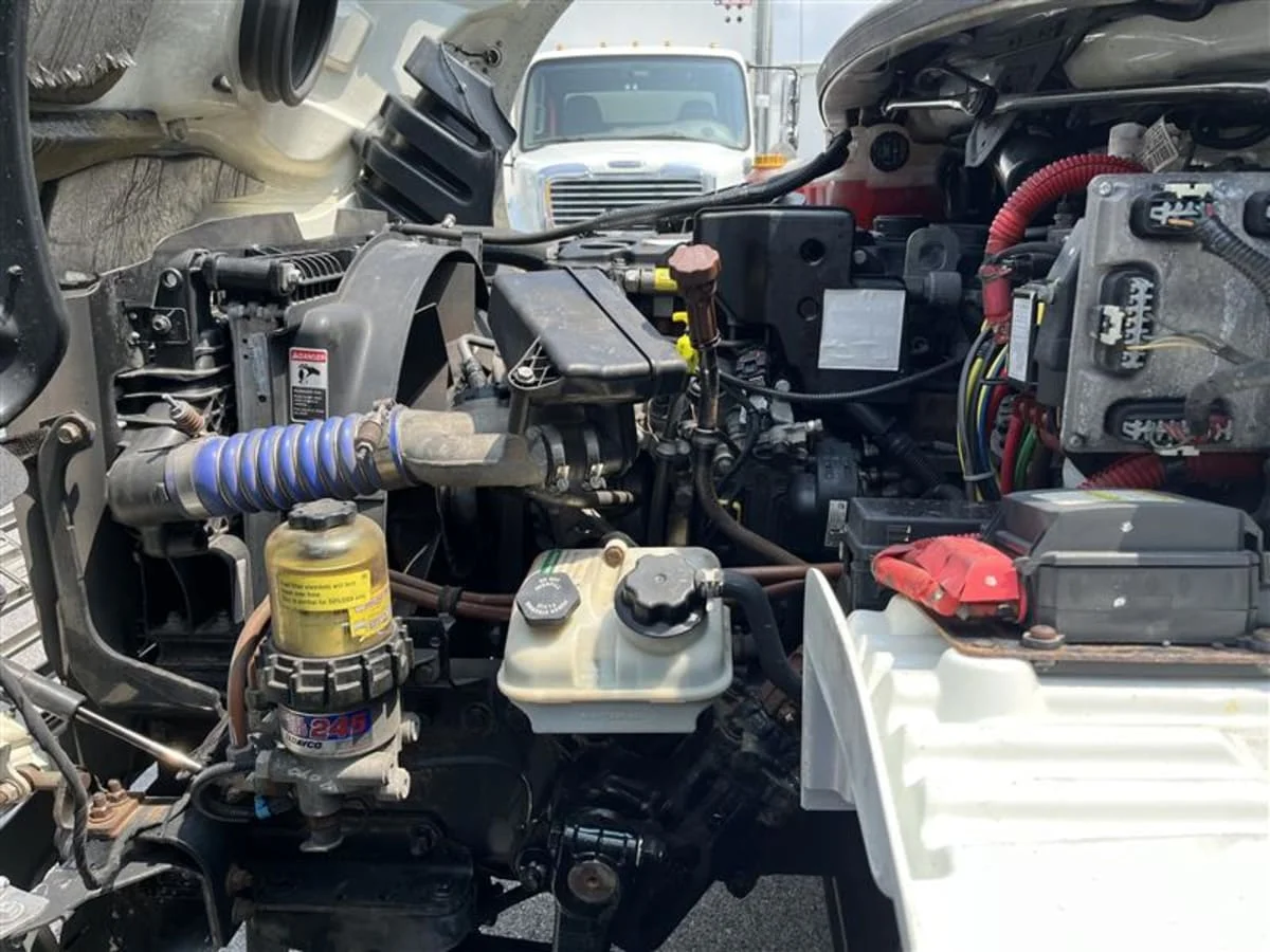 2020 Freightliner M2 106 in Beltsville, MD — photo 10