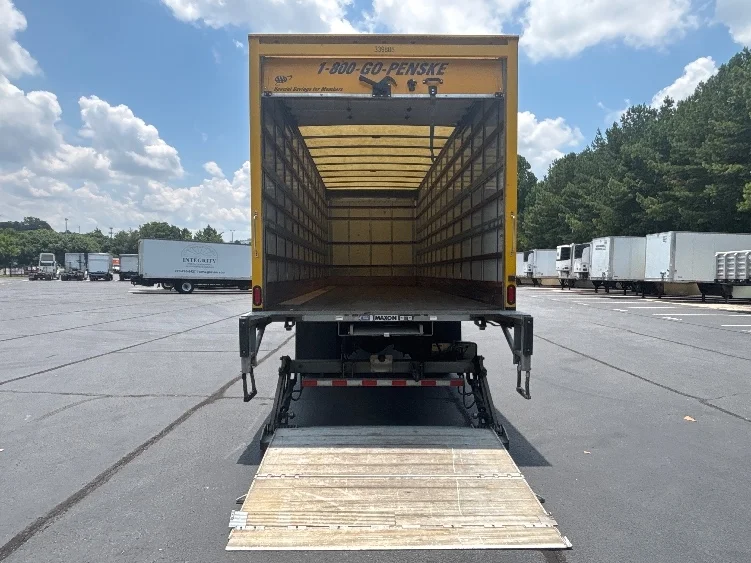 2020 Freightliner eM2 in Kennesaw, GA — photo 9