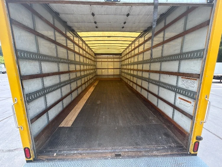 2020 Freightliner eM2 in Kennesaw, GA — photo 8