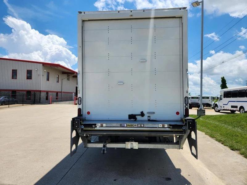 2027 Freightliner eM2 in Walton, KY — photo 6