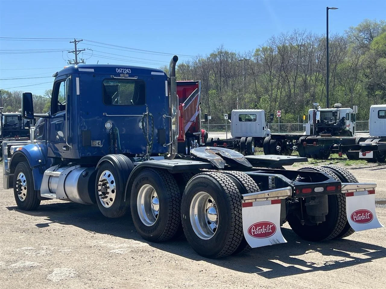 2023 Peterbilt 567 in Rochester, MN — photo 3