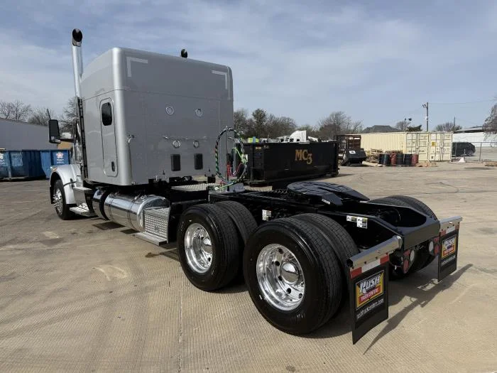 2027 Peterbilt 567 - image 7