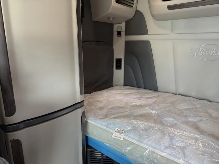 2027 Peterbilt 567 - image 44