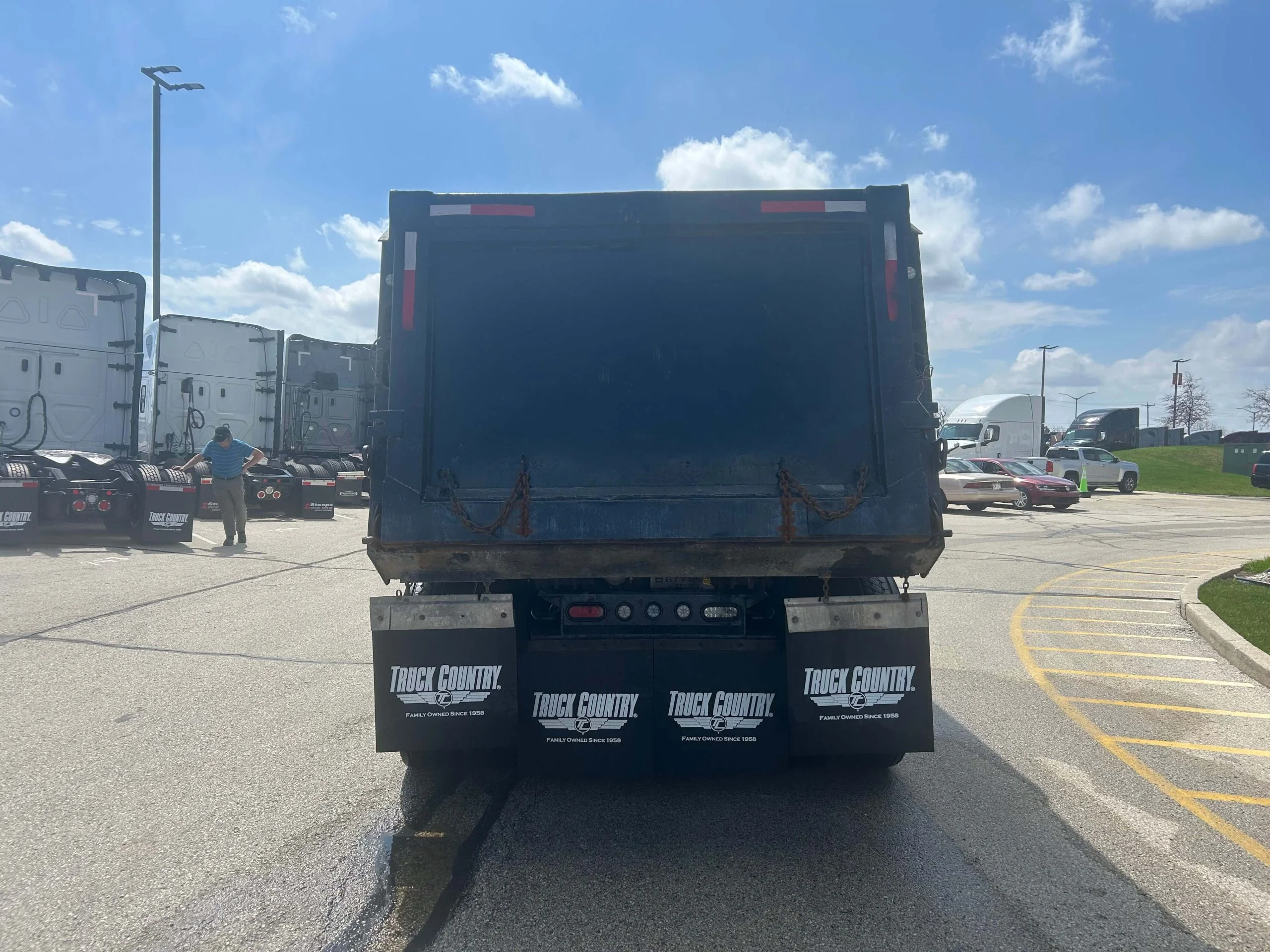 2014 Mack Granite in Milwaukee, WI — photo 4