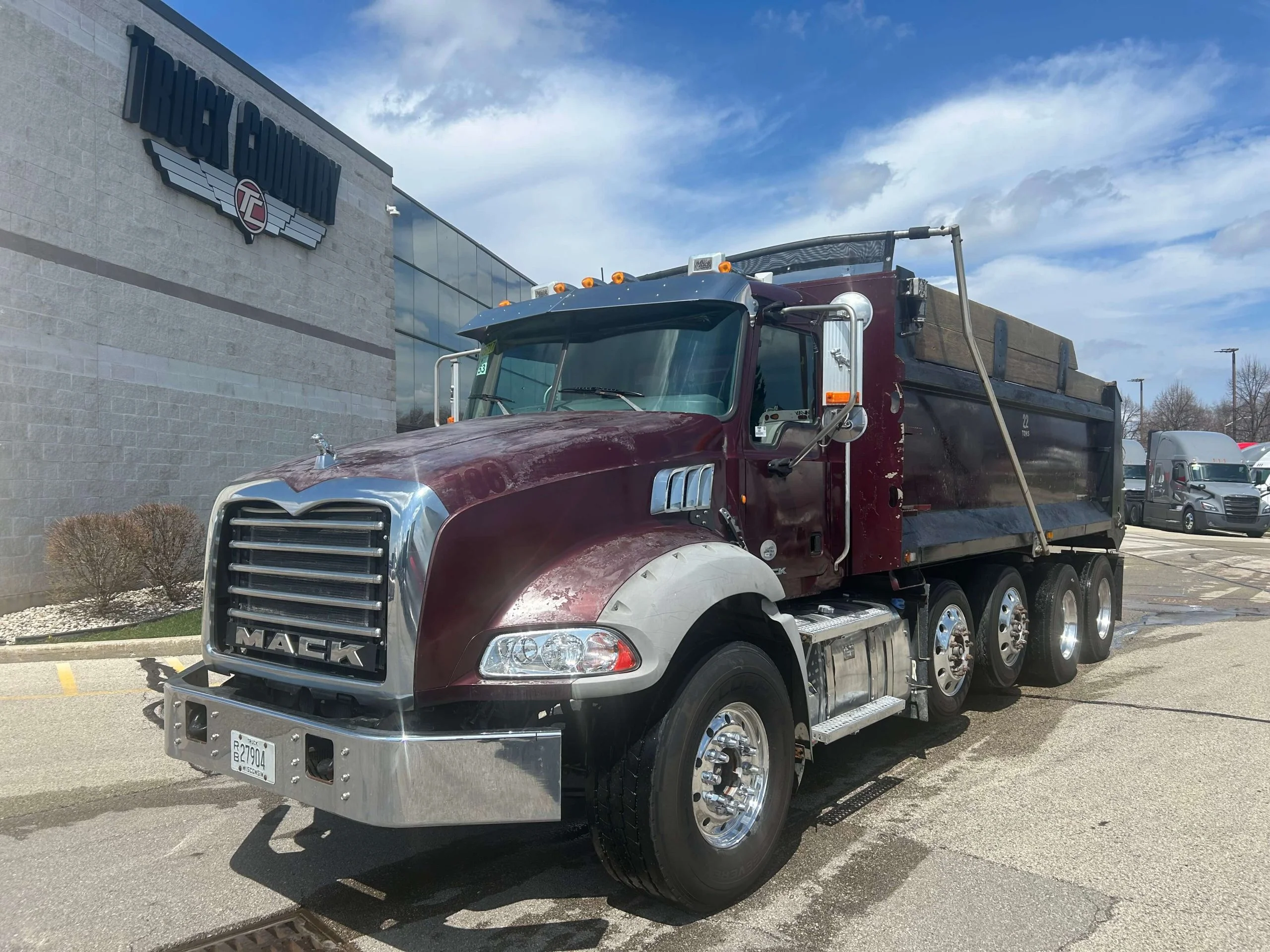 2014 Mack Granite