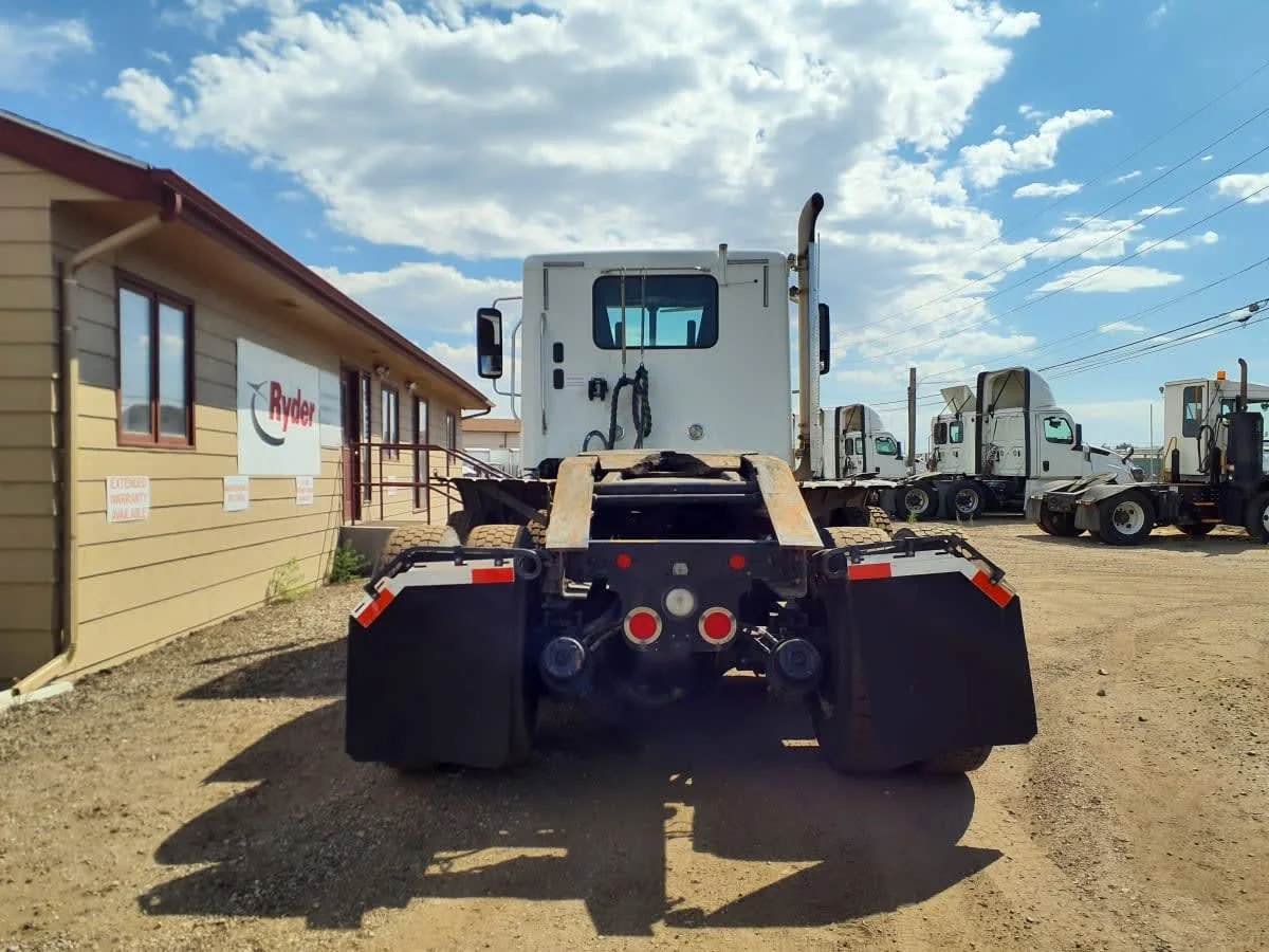 2019 Freightliner 122SD in Commerce City, CO — photo 5