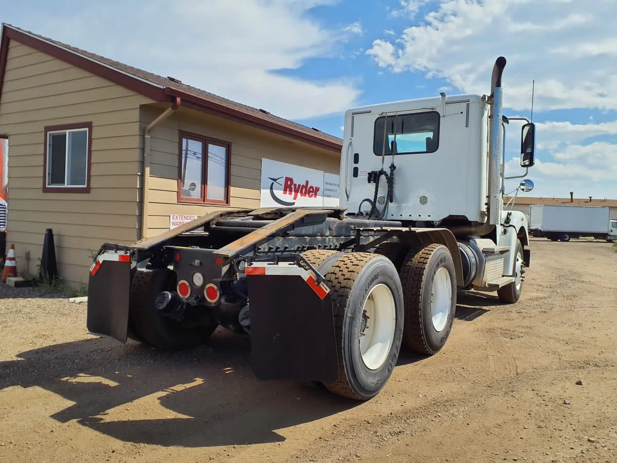 2019 Freightliner 122SD in Commerce City, CO — photo 4