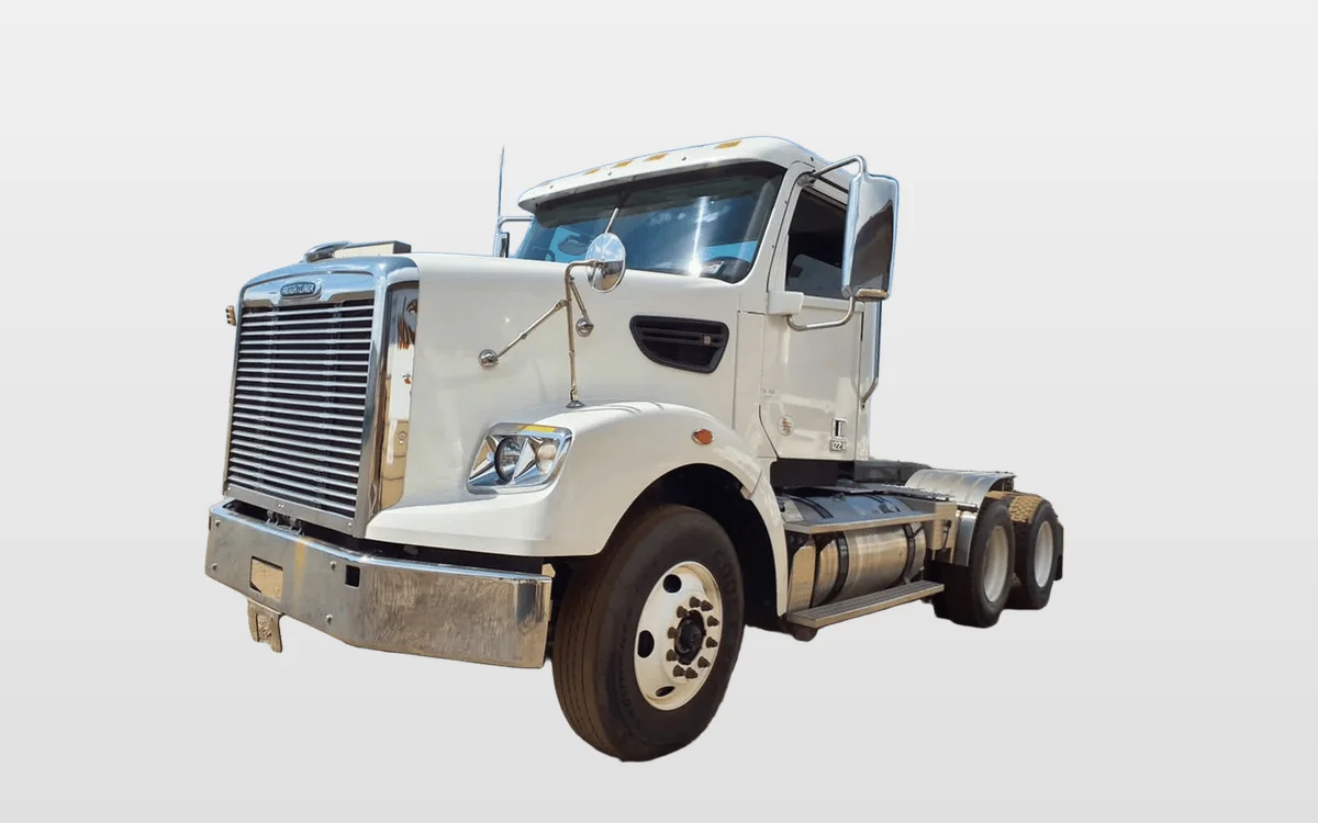 2019 Freightliner 122SD - image 1