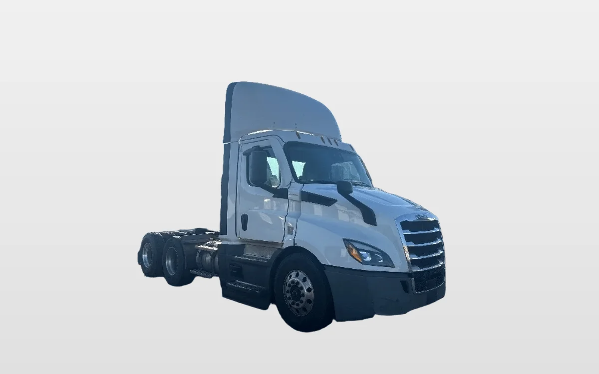 2022 Freightliner - image 1