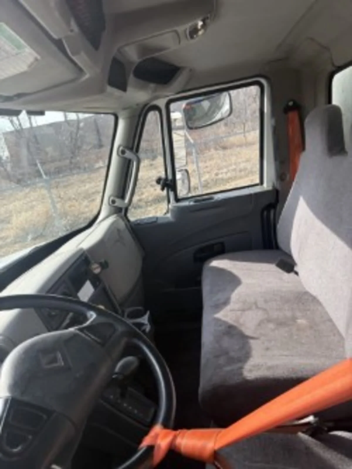 2019 International 4300 in Oak Creek, WI — photo 7