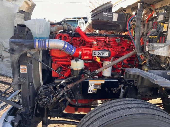 2022 Peterbilt 579 in Albuquerque, NM — photo 8