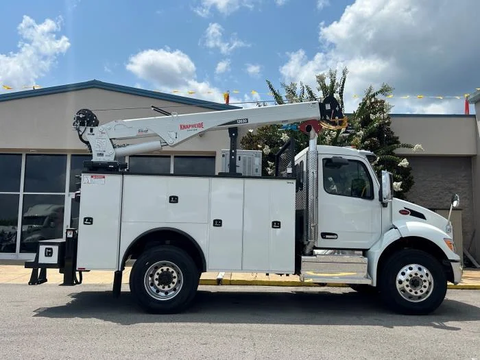2027 Peterbilt 536 — photo 24
