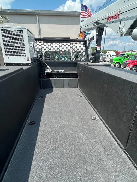 2027 Peterbilt 536 — photo 12