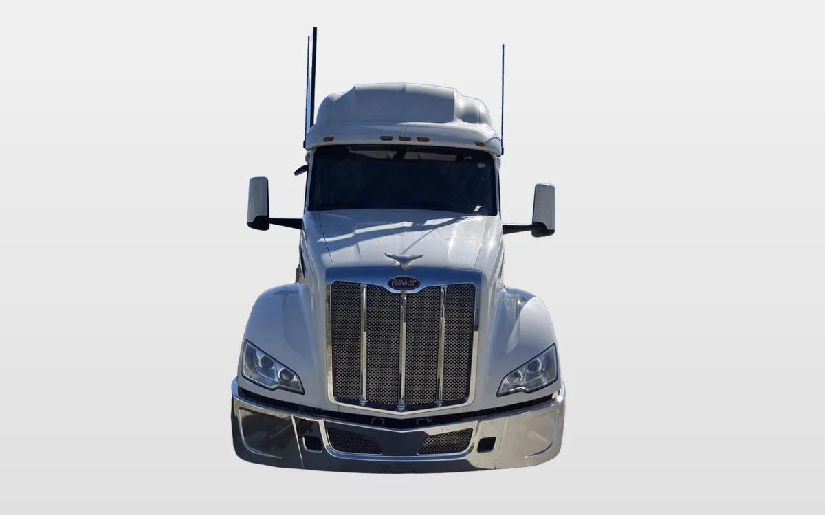 2022 Peterbilt 579 - image 1