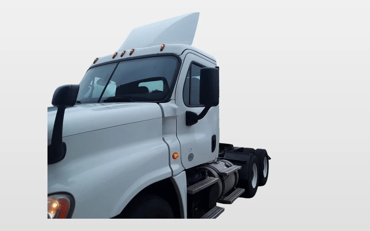 2018 Freightliner - image 1