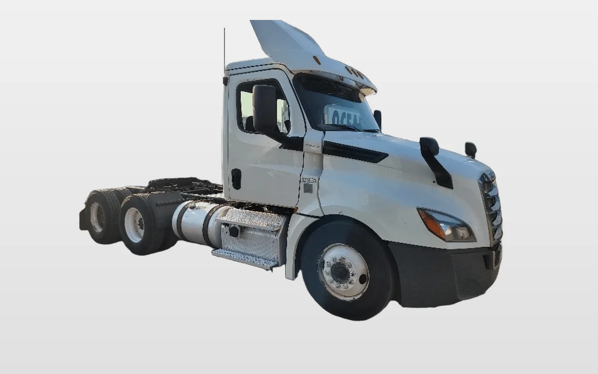 2019 Freightliner - image 1