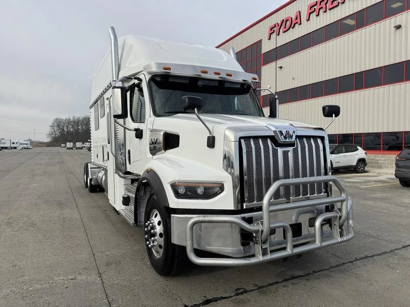 2022 Western Star in Columbus, OH — photo 3