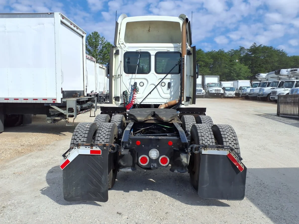2019 Freightliner Cascadia in Greenville, SC — photo 5