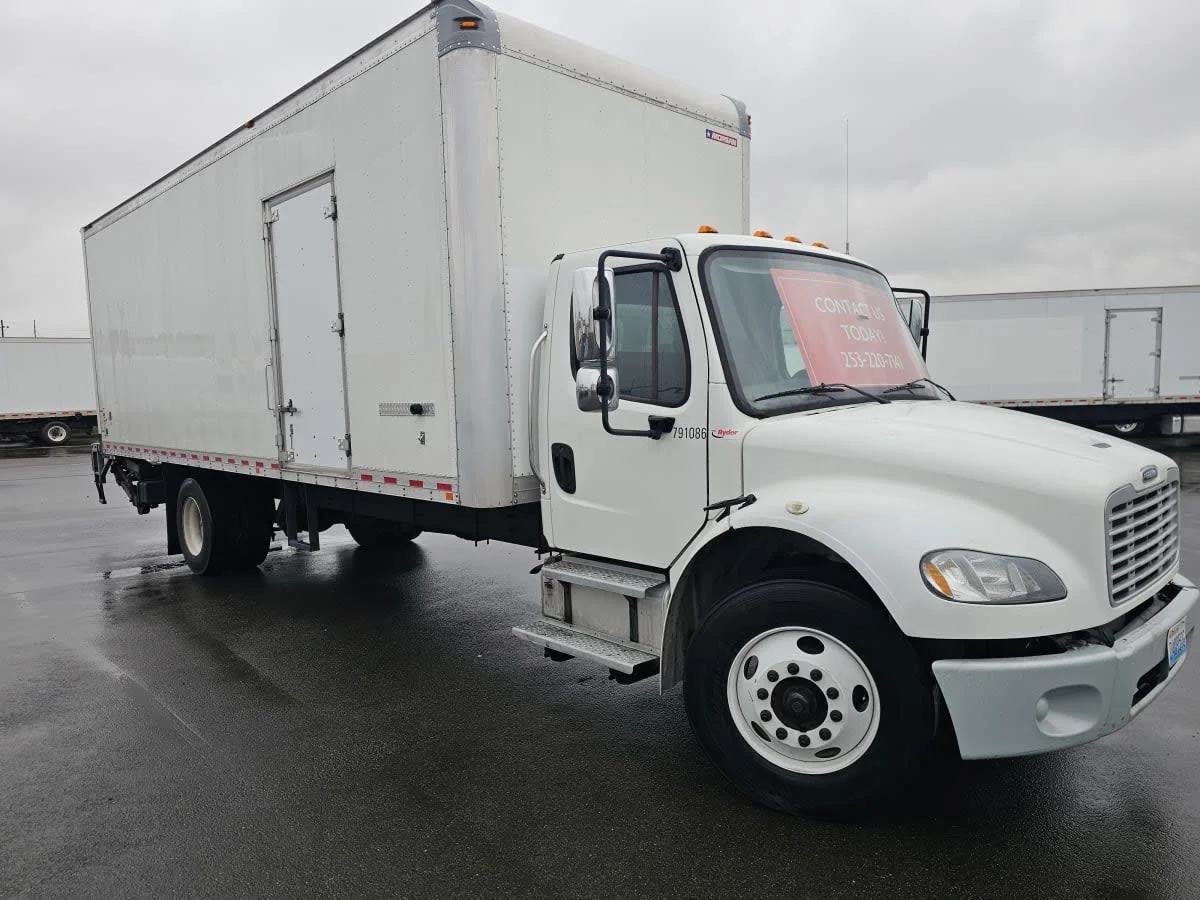 2018 Freightliner M2 106 in Tacoma, WA — photo 3