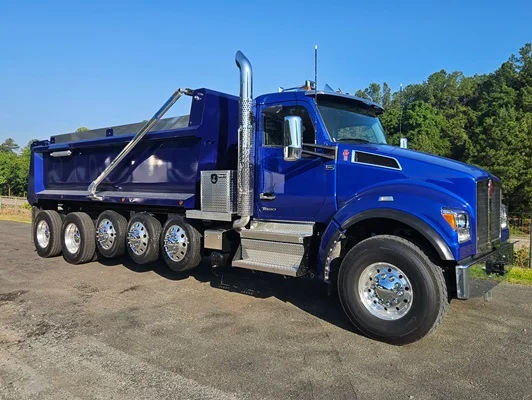 2027 Kenworth T880