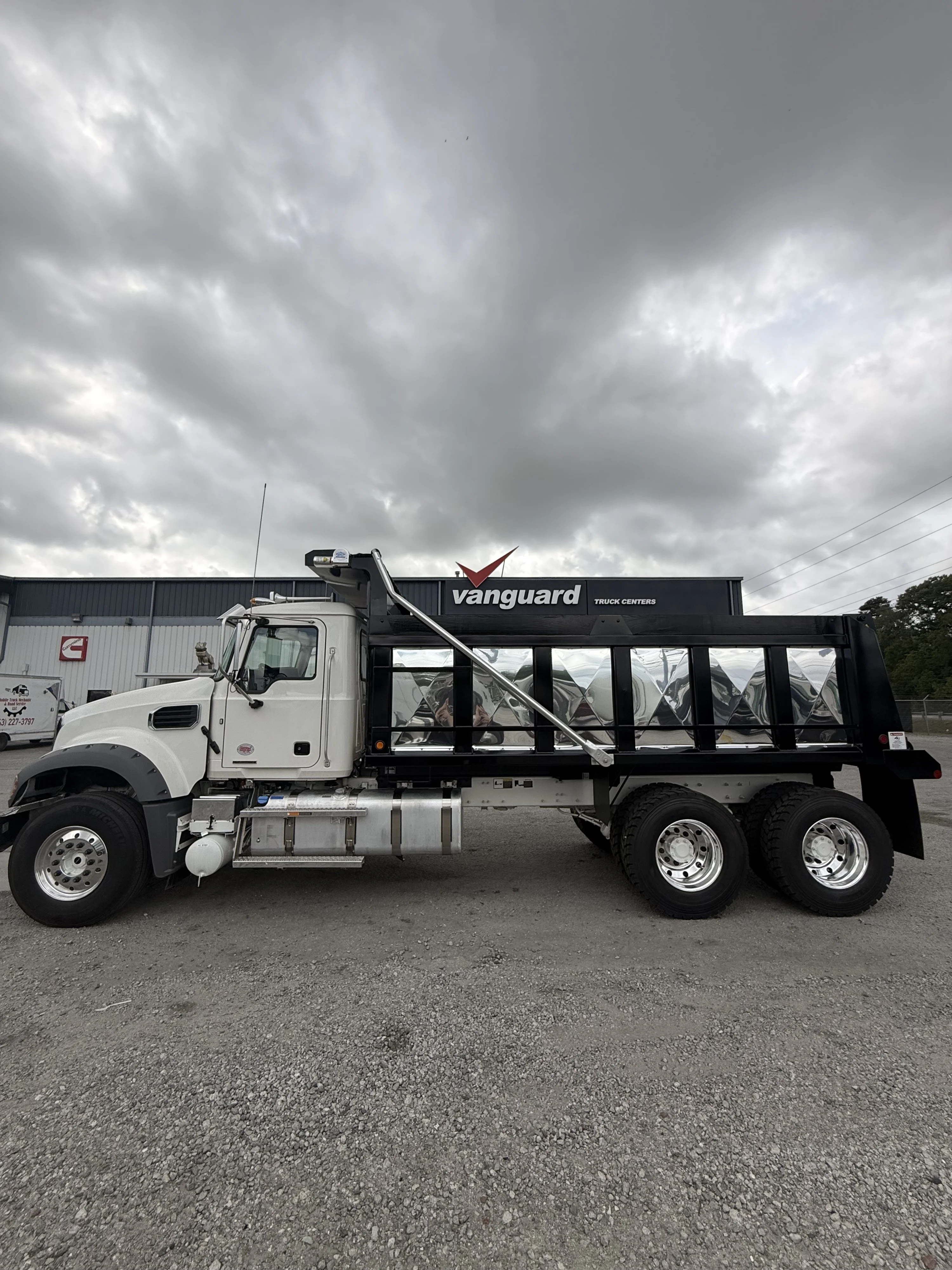 2026 Mack Granite in SAVANNAH, GA — photo 7