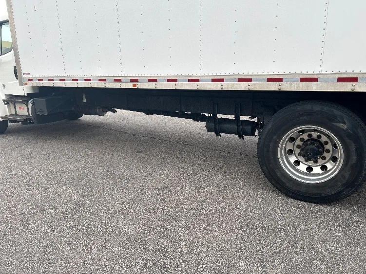 2018 Freightliner M2 106 in Prince George, VA — photo 5