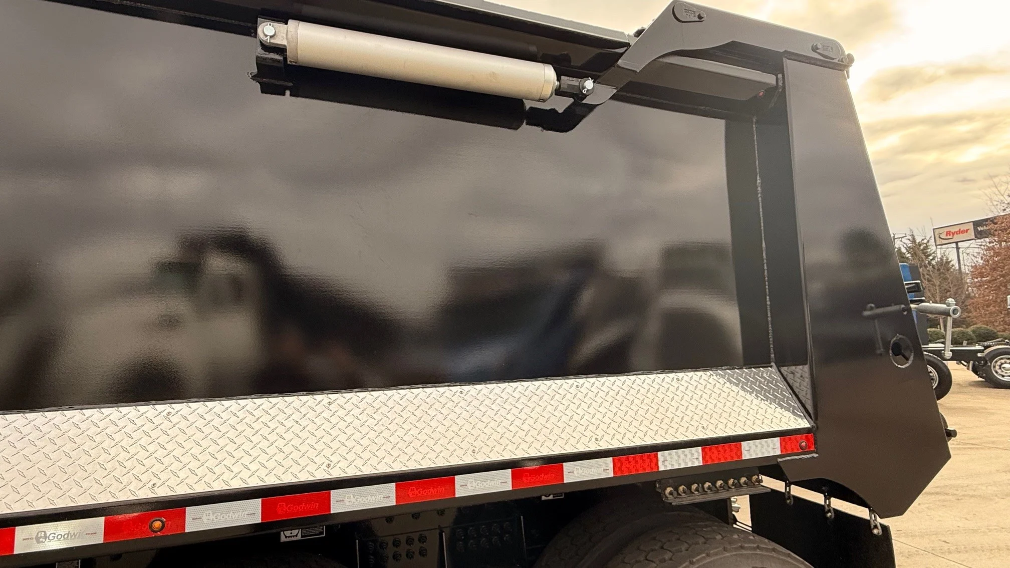 2026 Peterbilt 567 in Charlotte, NC — photo 12