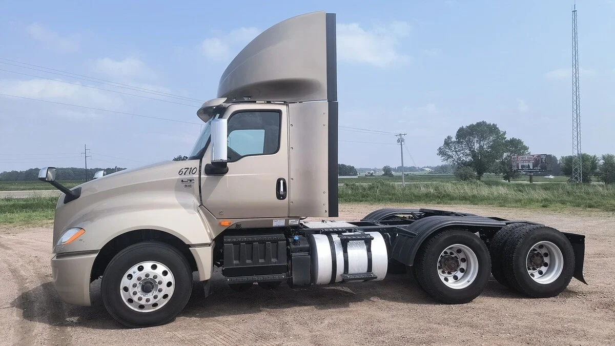 2019 International LT in Chippewa Falls, WI