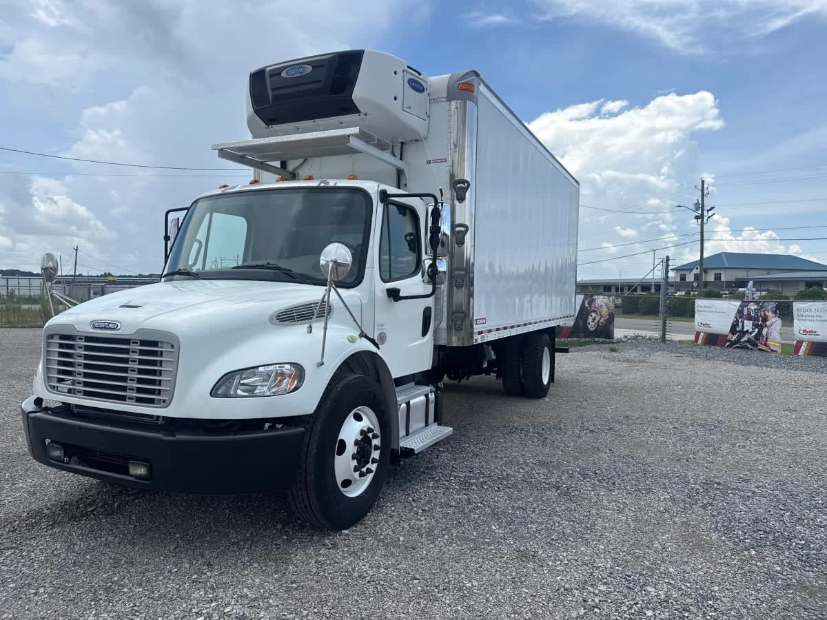 2019 Freightliner M2 106