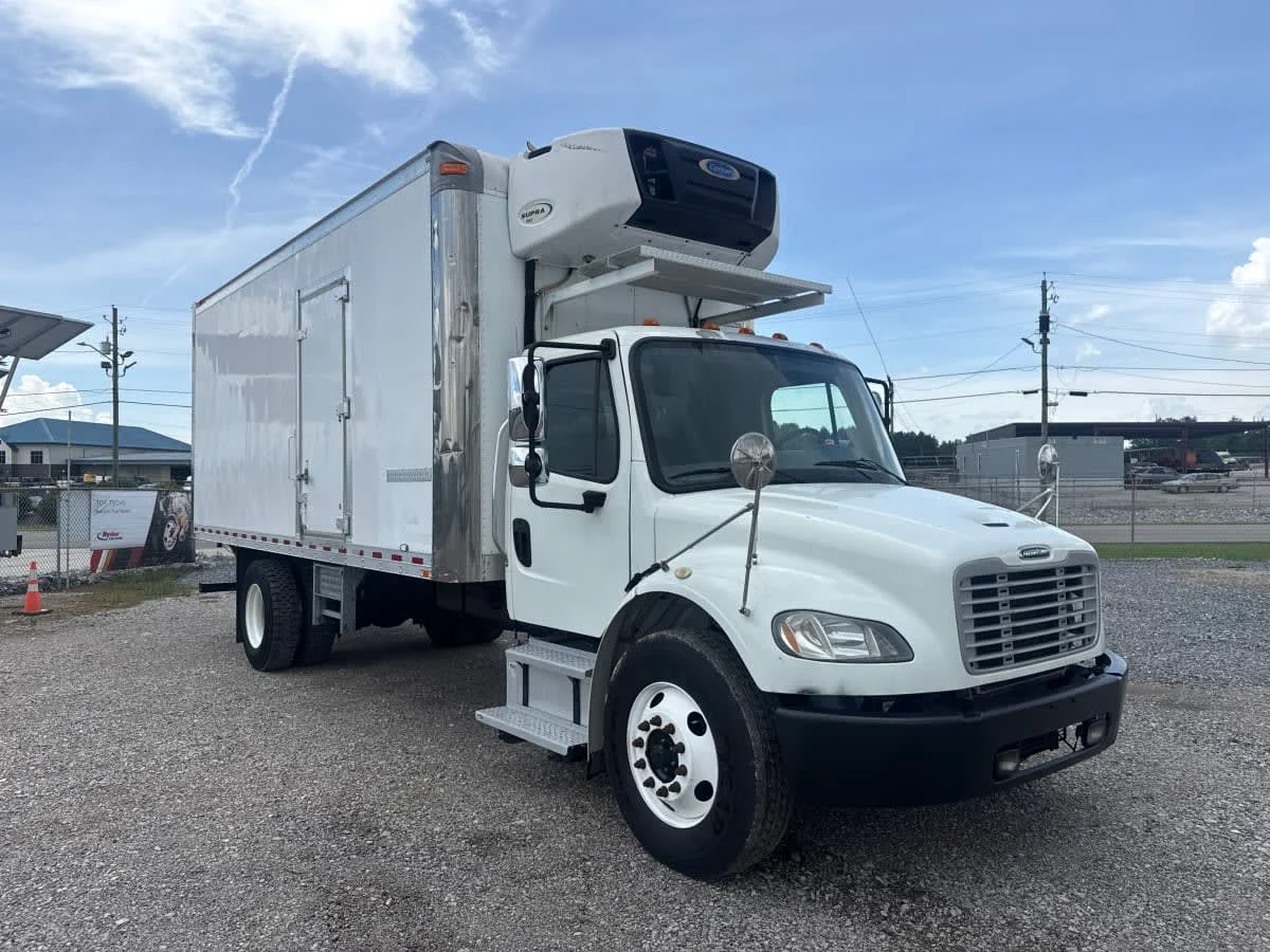 2019 Freightliner M2 106 in Birmingham, AL — photo 3