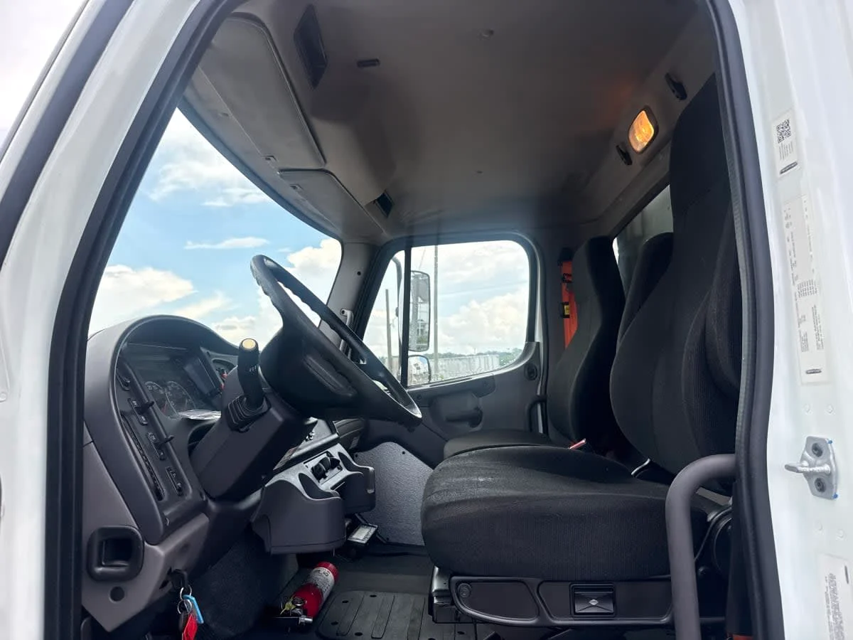 2019 Freightliner M2 106 in Birmingham, AL — photo 8