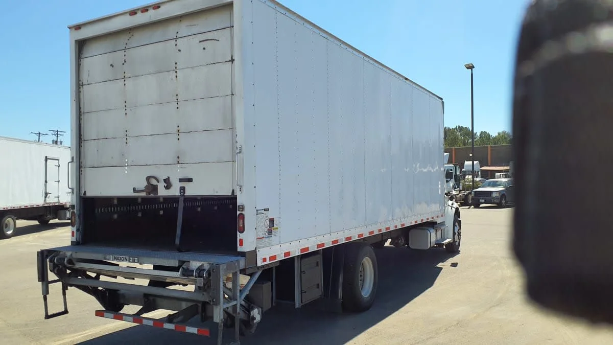 2022 Freightliner M2 106 in Tacoma, WA — photo 4