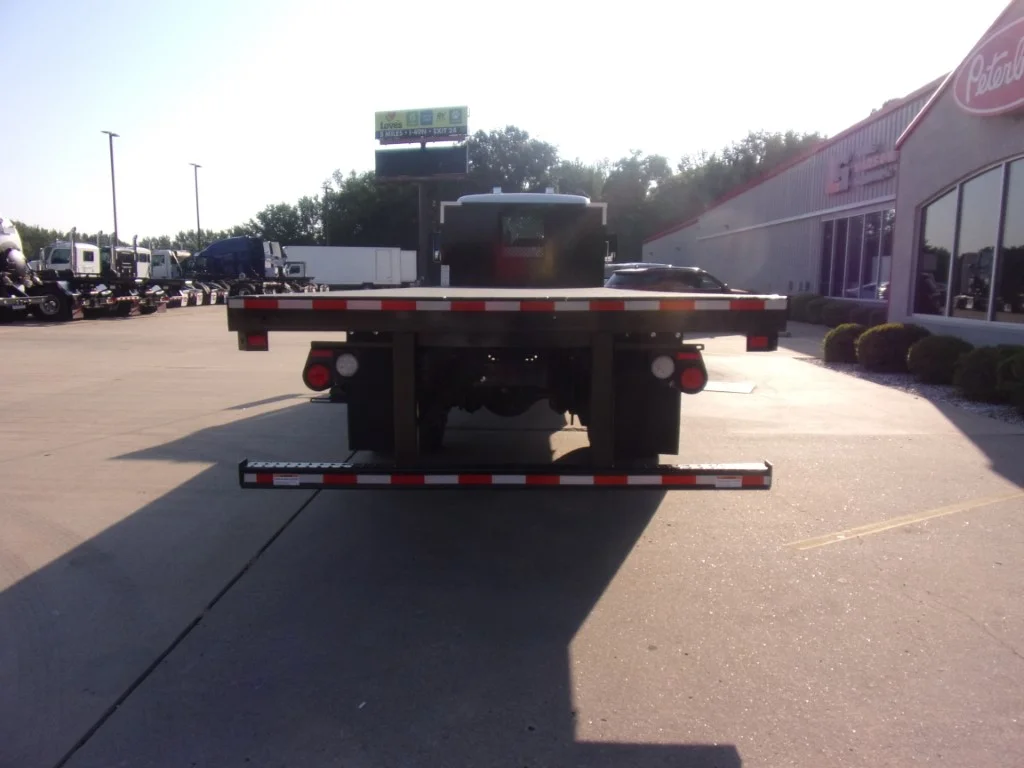 2026 Peterbilt 537 in Fort Smith, AR — photo 3