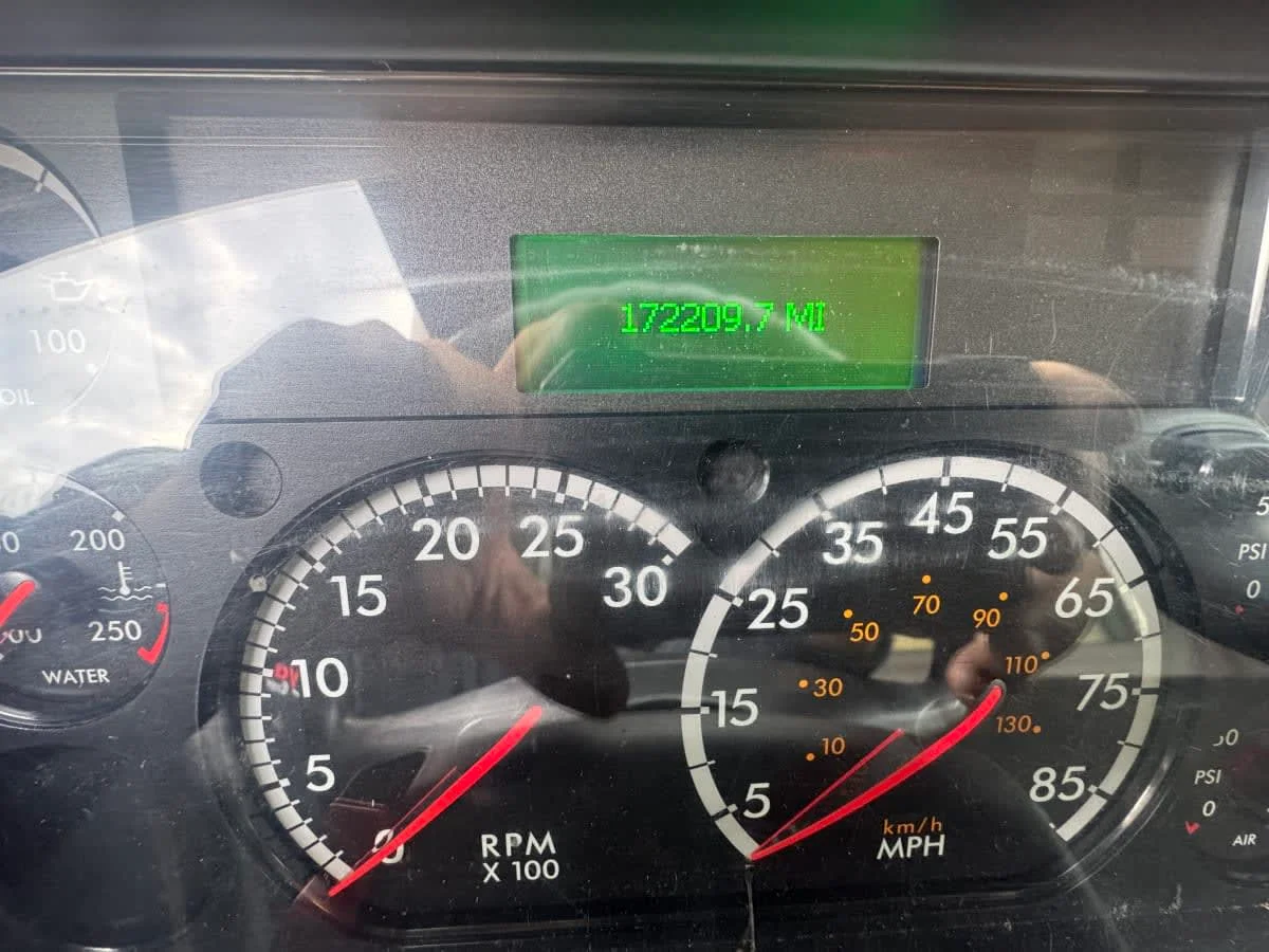 2020 Freightliner M2 106 - image 13