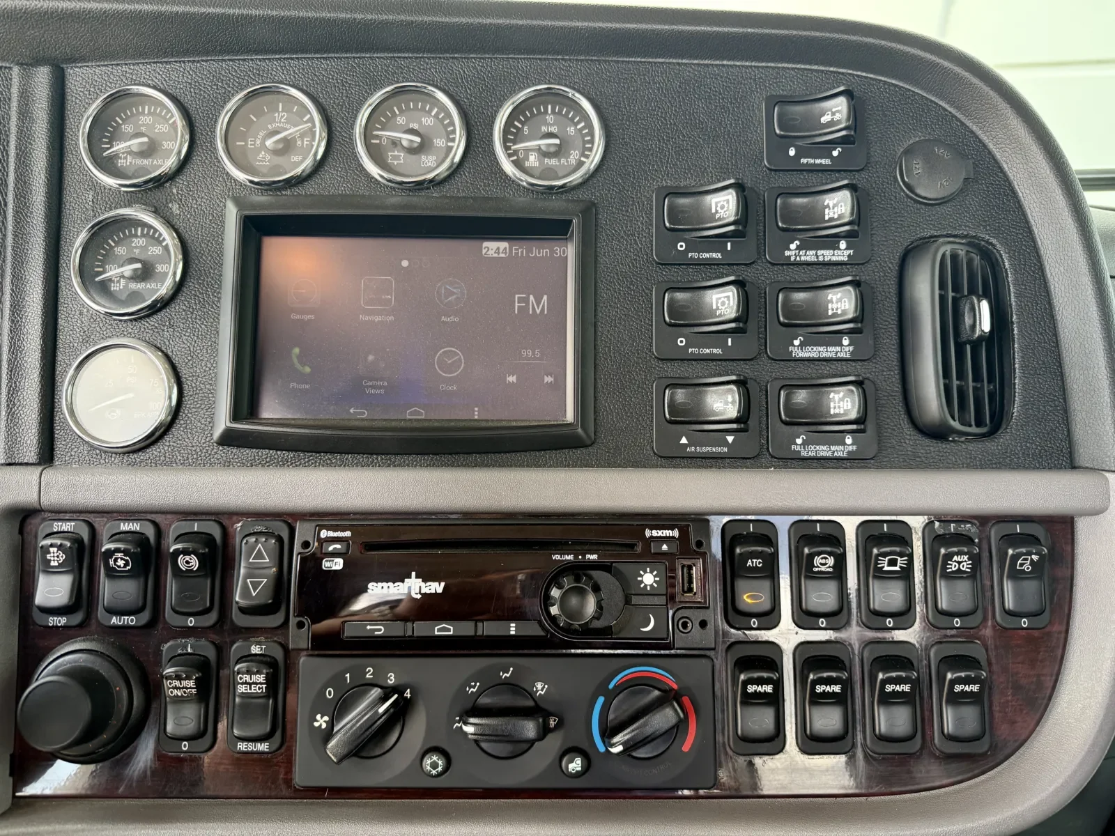 2021 Peterbilt 389 in New Lenox, IL — photo 18