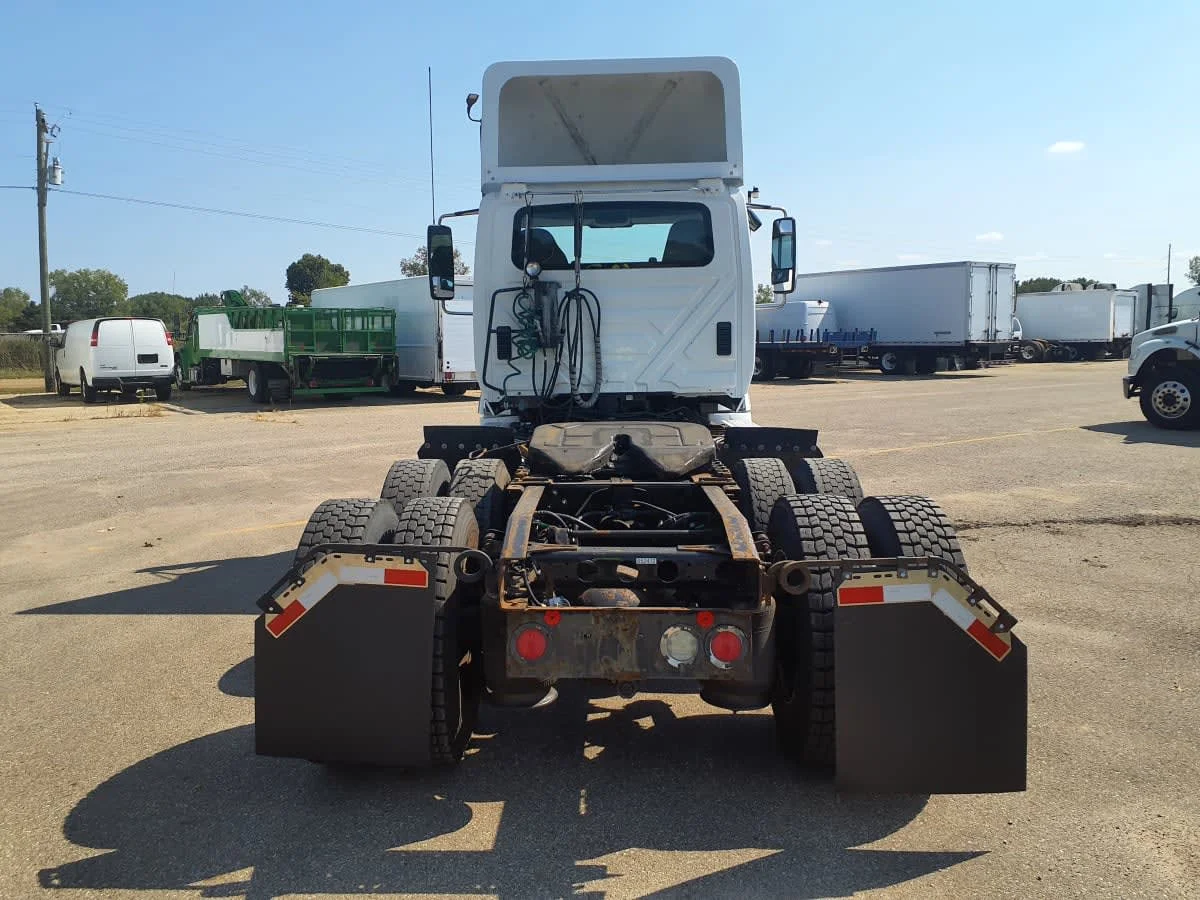 2016 International ProStar - image 5