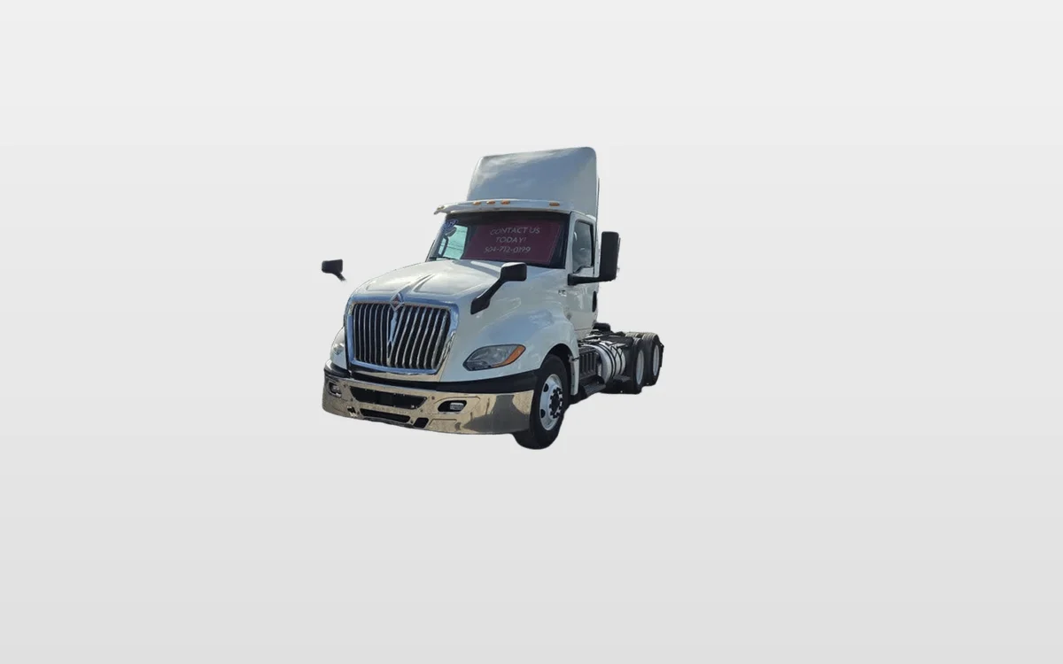 2019 International - image 1