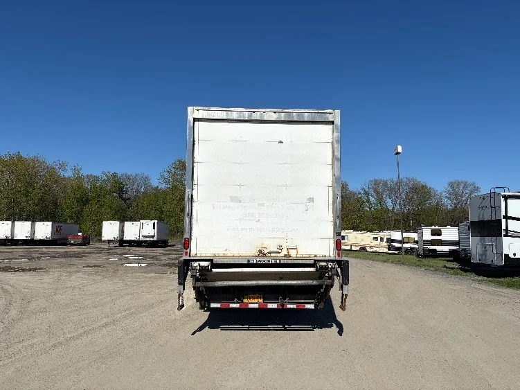 2019 Freightliner eM2 in Gansevoort, NY — photo 7