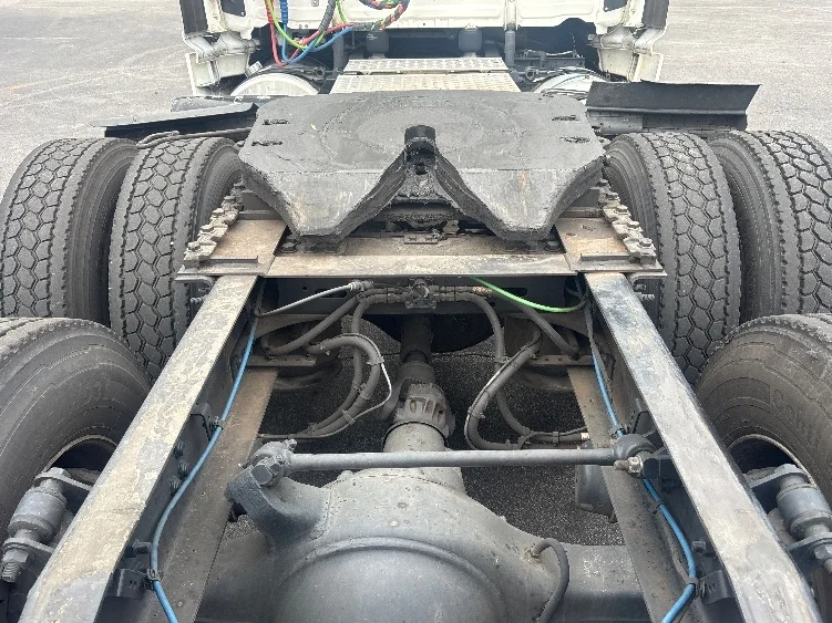 2020 Freightliner Cascadia - image 6