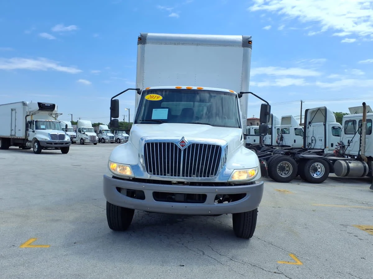 2019 International MV in Fort Worth, TX — photo 2