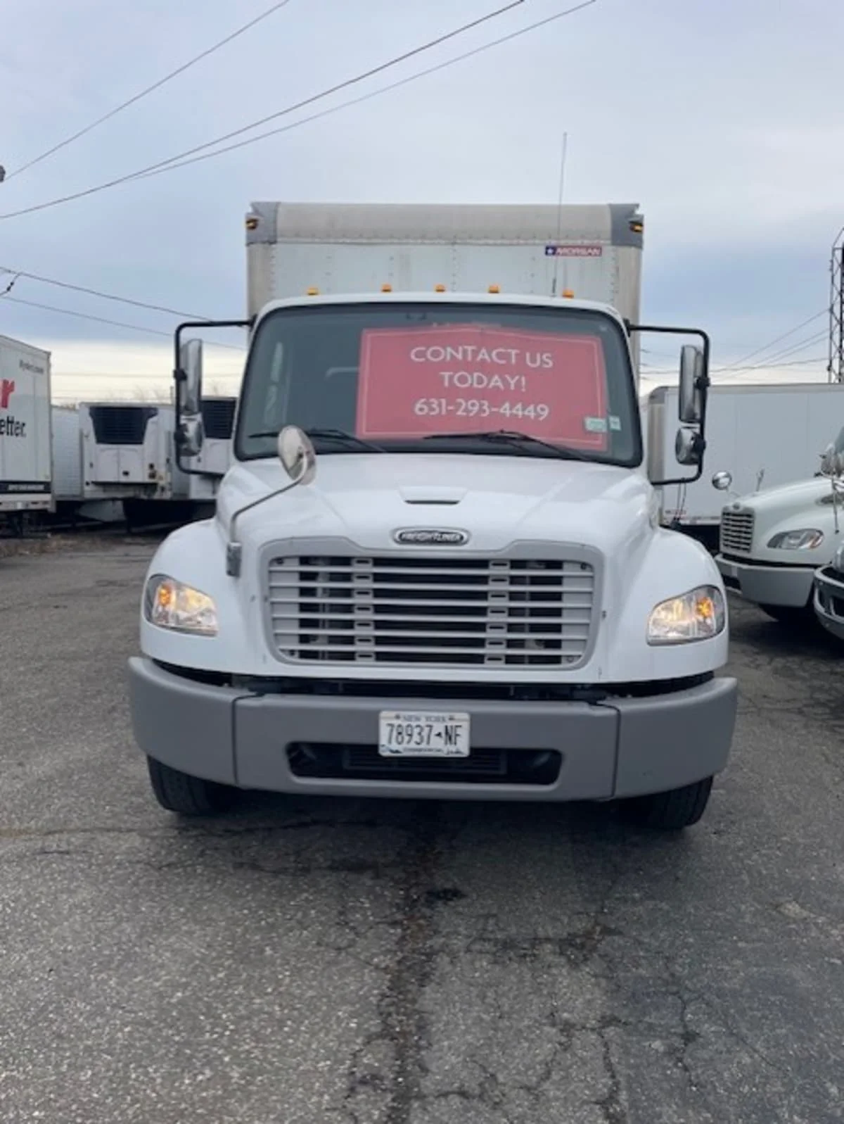2020 Freightliner M2 106 in Farmingdale, NY — photo 2