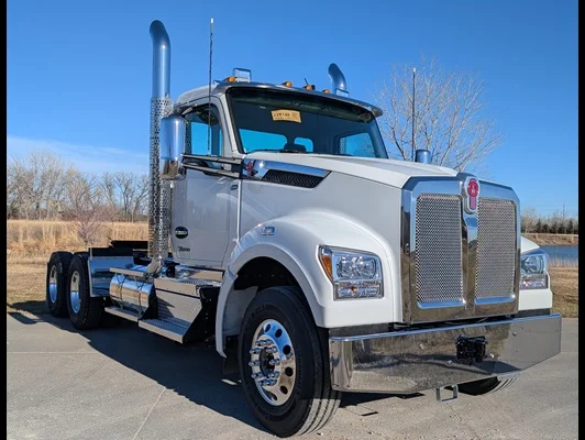 2026 Kenworth T880 in Salina, KS